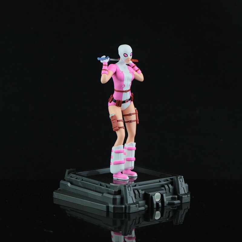 Super Hero Illuminated Gallery Collection 2 Gwenpool